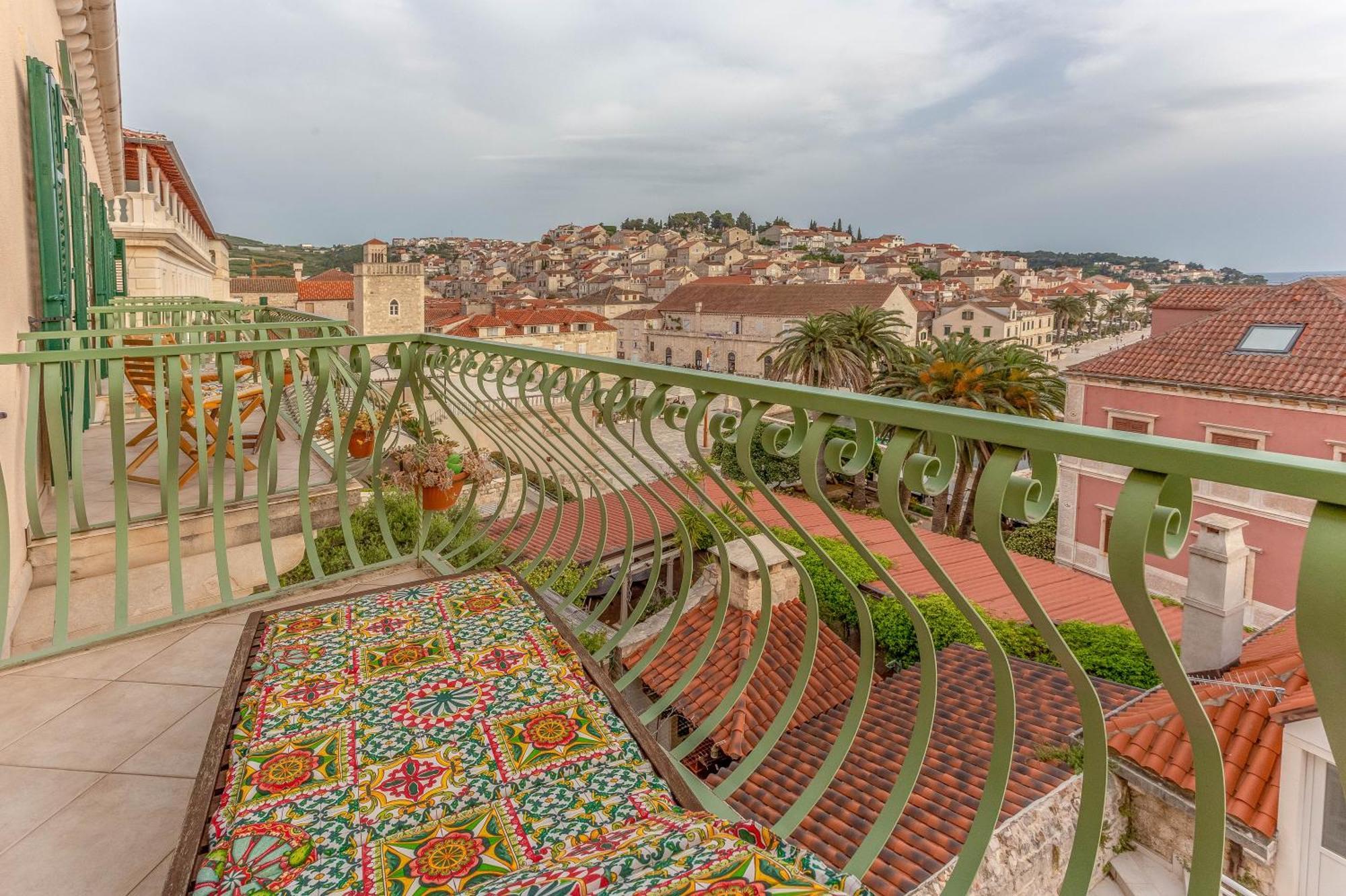 Heritage Hotel Park Hvar ฮวาร์ ภายนอก รูปภาพ